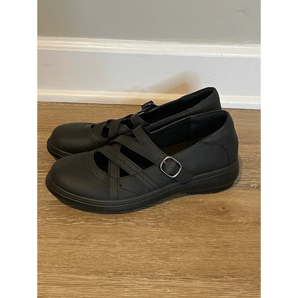 Easy Street Wise Black Mary Jane Strappy Buckle Flats Womens 6.5 M EUC‎